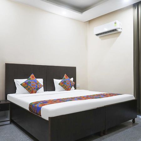 Fabhotel Bliss Premium Gurgaon Extérieur photo
