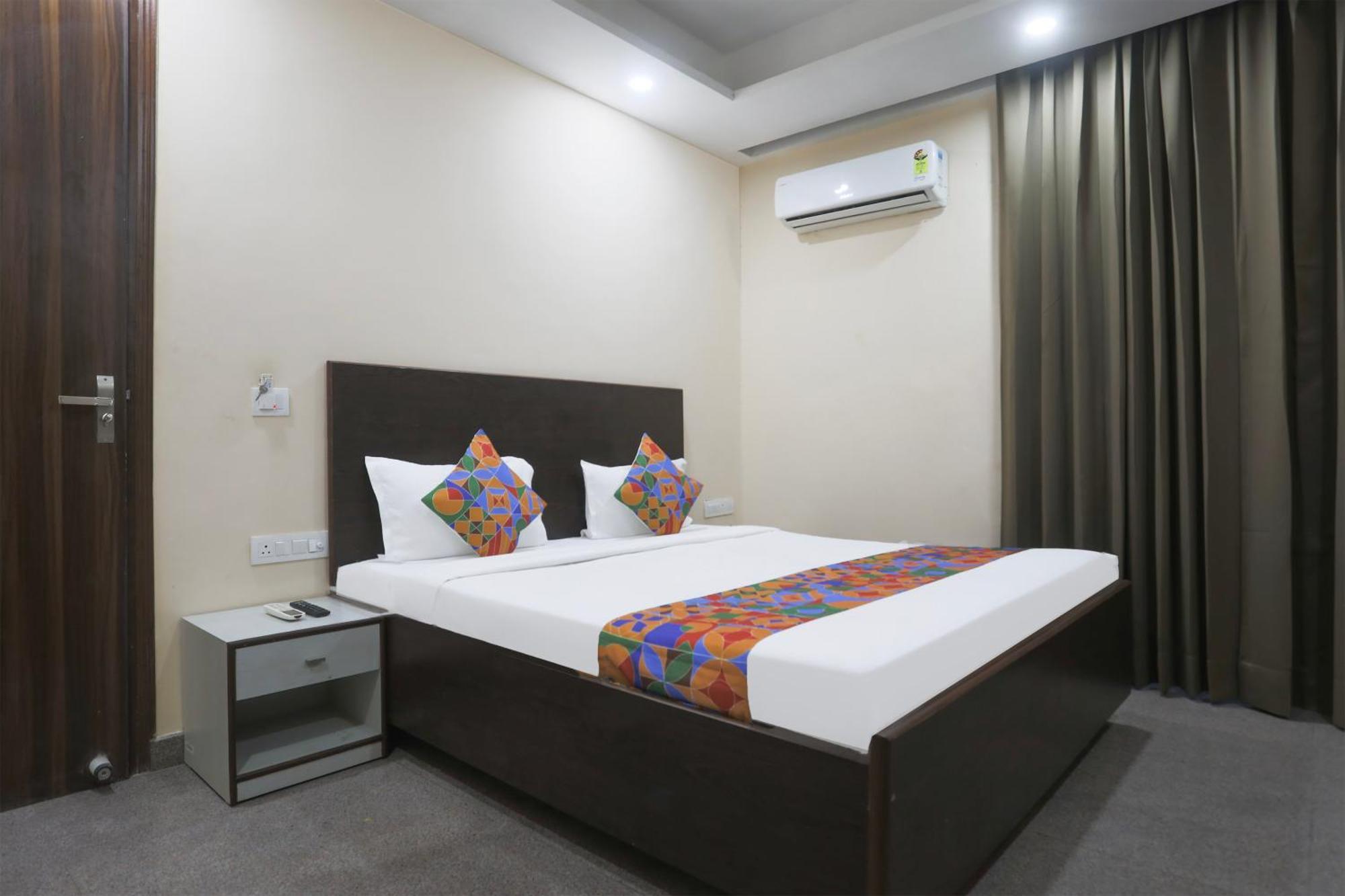 Fabhotel Bliss Premium Gurgaon Extérieur photo