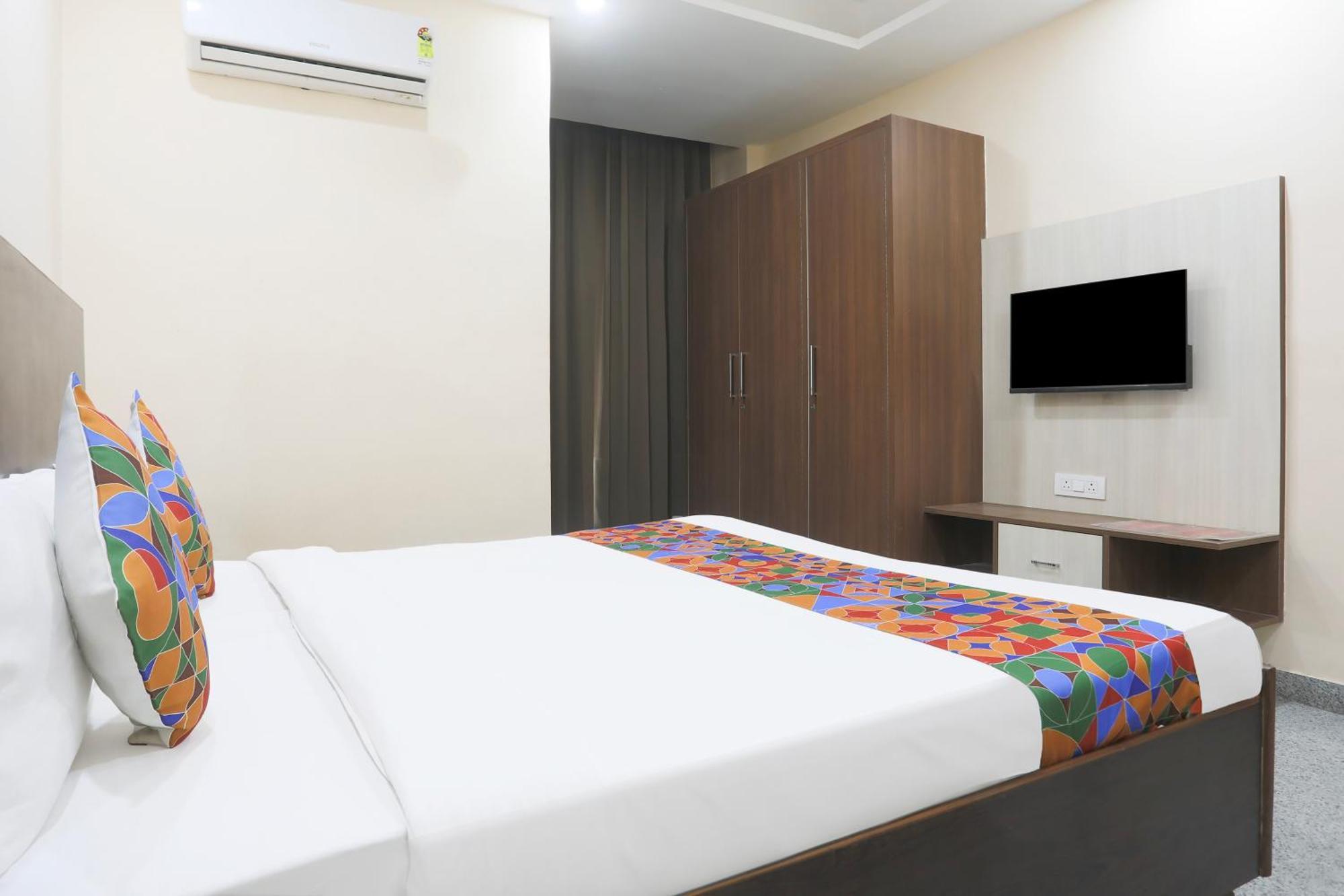 Fabhotel Bliss Premium Gurgaon Extérieur photo