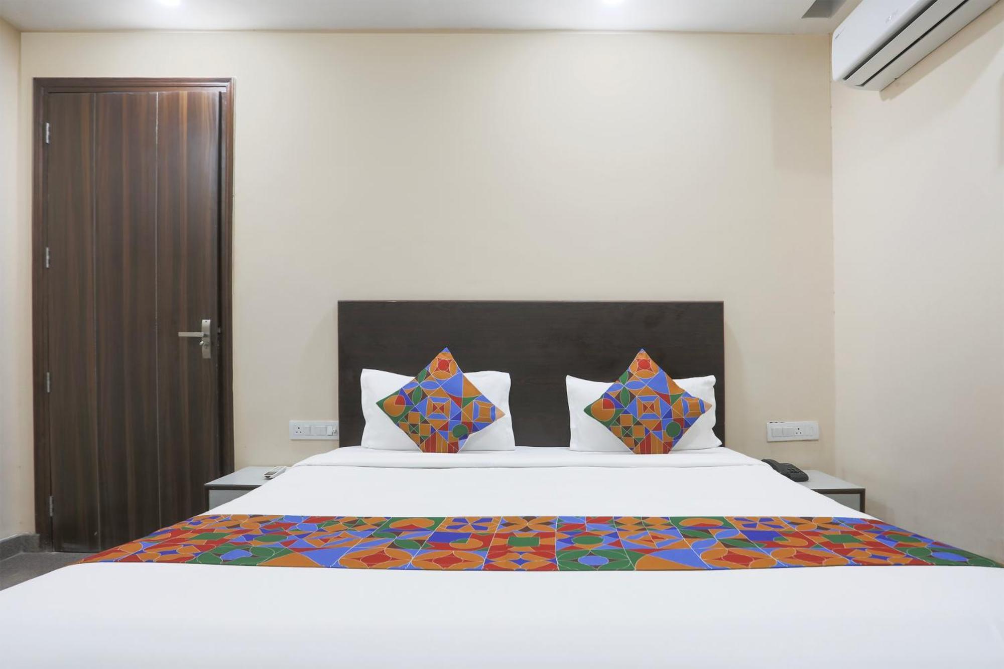 Fabhotel Bliss Premium Gurgaon Extérieur photo